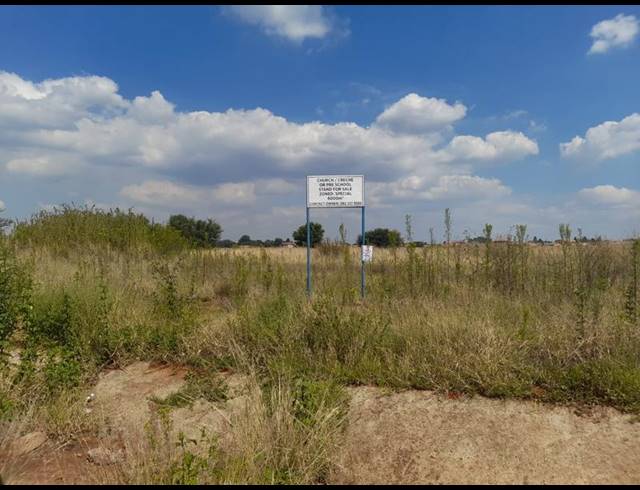 LAND FOR SALE IN UNITAS PARK
